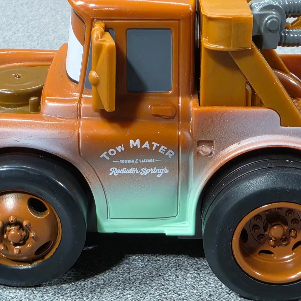 Disney Pixar Cars Tow Mater Toy Truck Kids Excellent Radiator Spring action